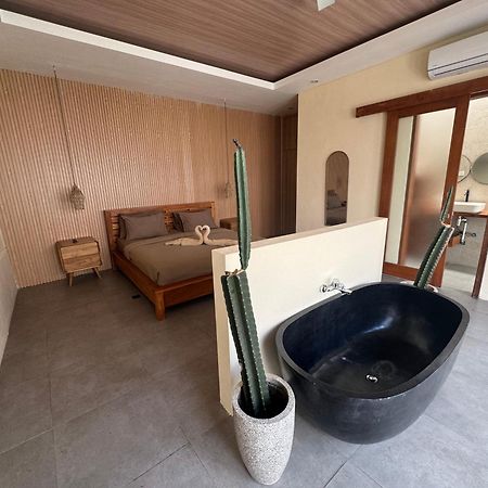 Kiki Village Bathtub Чангу Екстер'єр фото